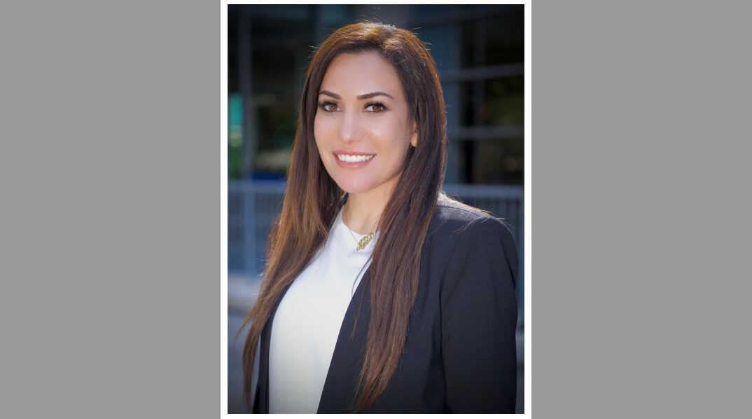 أول امرأة عربية أمريكية مسلمة تترافع أمام المحكمة العليا الأمريكية